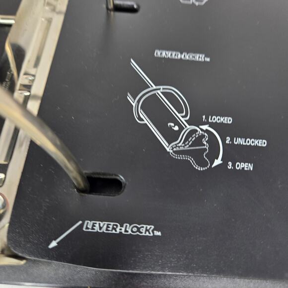 National Heavy Duty Reference Binder 5" Thick 12" x 10" Lever Lock 800+ Page - Picture 4 of 16